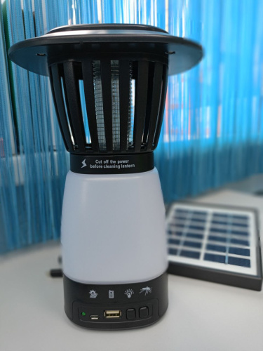 Фонарь-уничножитель комаров с солнечной батареей 