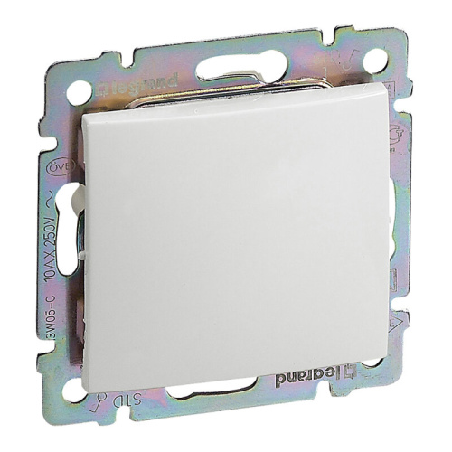 Переключатель 1-клавишный перекрестный схема 7 10АХ белый VALENA