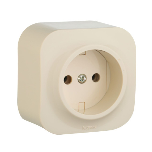 Розетка 1-местная для открытой установки без заземления без защитных шторок 16А слоновая кость QUTEO