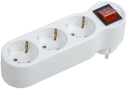 Тройник Т-01/03В 3 места с заземлением 16А с выключателем белый IEK