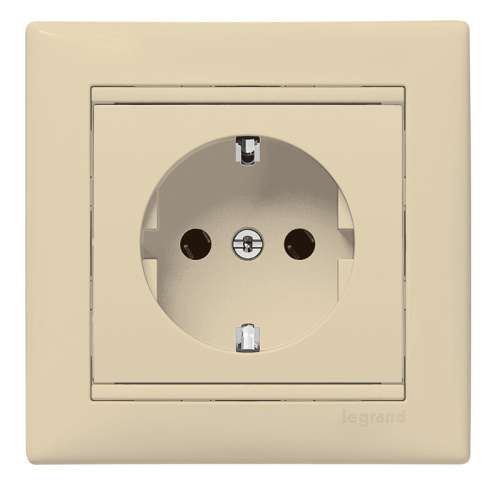 Розетка 1-местная с заземлением с защитными шторками 16А слоновая кость VALENA