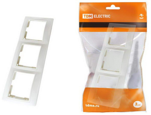 Рамка 3-х постовая горизонтальная белая "Таймыр" TDM